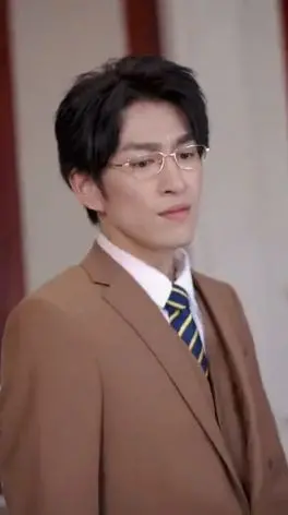 《大叔的掌心娇》：禁欲系大叔与萝莉的甜蜜恋歌，甜到齁的爱情剧！